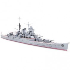 Ship model: Japanese heavy cruiser Suzuya 