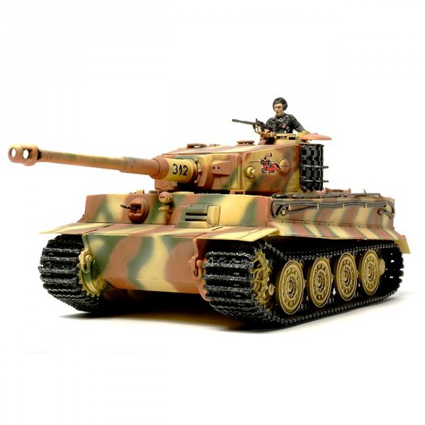German Tiger I tank model: Late Production - Tamiya-32575