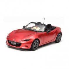 Model car: Mazda Roadster MX-5