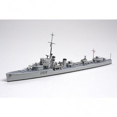 Ship model: Navy Destroyer Vampire