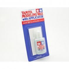 Model accessory: polish with cloth