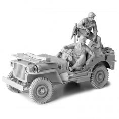 Kit WW II Willys Jeep 1/16e with Driver and Gunner