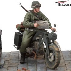 Motorcycle Zundapp KS-750/1 Solo with Trooper 1:16 Kit