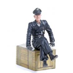 Figurine 1/16e Commander Michael Wittmann Sitting