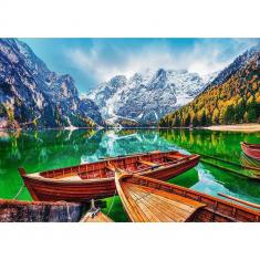 500 piece puzzle: Lake Braies, Italy