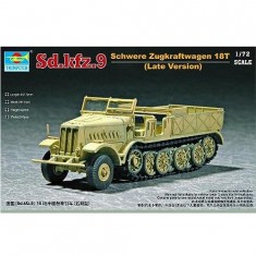 Sd.Kfz. 9 schwerer Zugkraftwagen 18t Type F3- 1:72e - Trumpeter