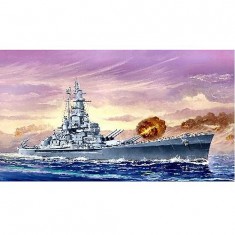 Ship model: Battleship USS BB-59 Massachusetts 1945