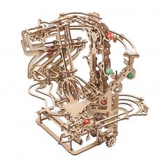 Holzmodell: Kugelbahnkette