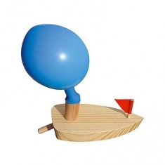 Balloon boat