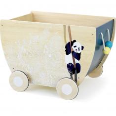 Spielzeugwagen aus Holz: Unter dem Vordach