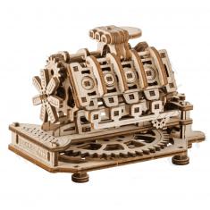 Wooden model: V8 engine